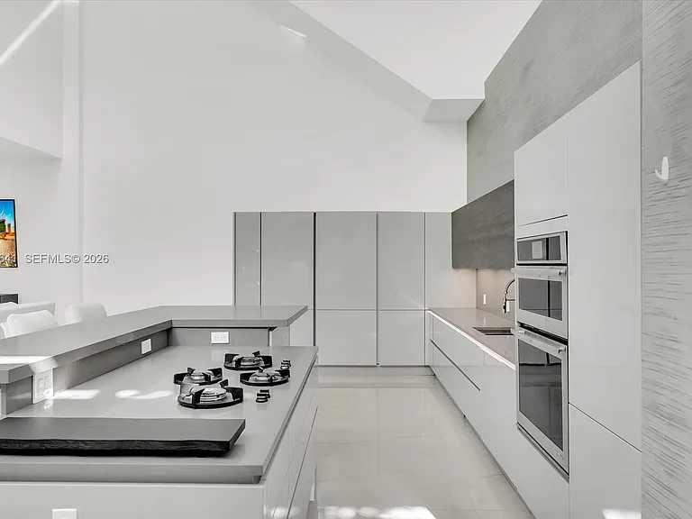 7830 Atlantic Way — Photo 4