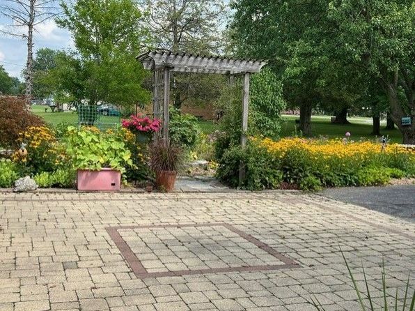 4922 Barnes Rd, Millington, MI 48746