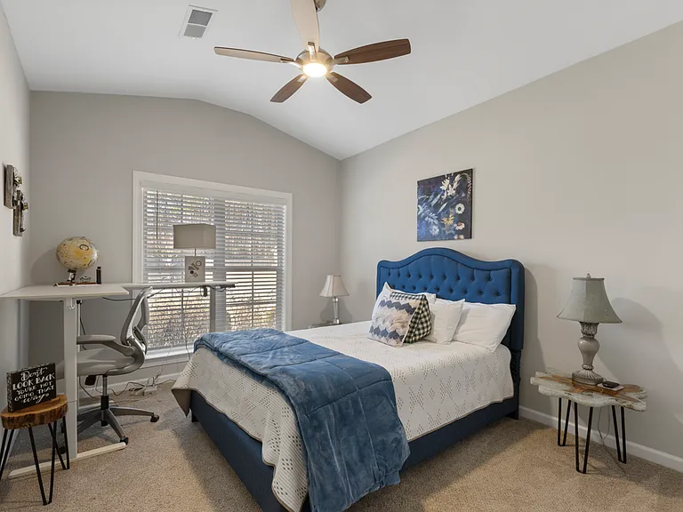 253 Woodward Way — Photo 7