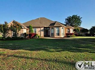 504 Tishomingo Rd, Waxahachie, TX 75165