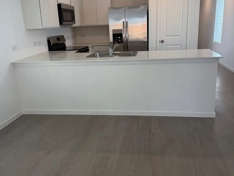 728 Wagtail Dr — Photo 1
