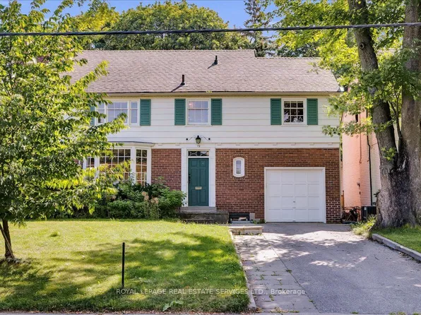 19 Strathgowan Cres, Toronto, ON M4N 2Z6