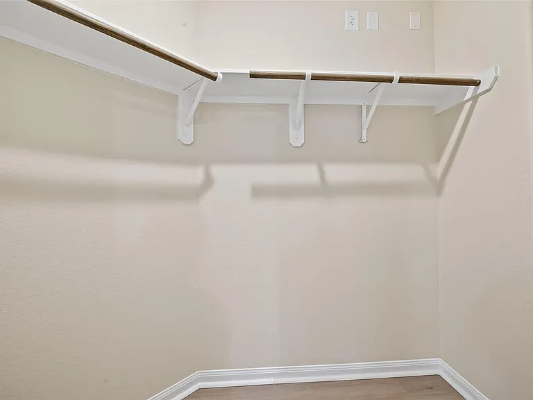 25331 Yellowbells Pl — Photo 32