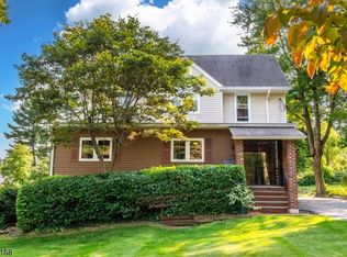 15 Hibben Pl, Montclair, NJ 07043