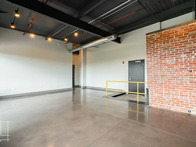 Wonder Bread Lofts — Photo 66