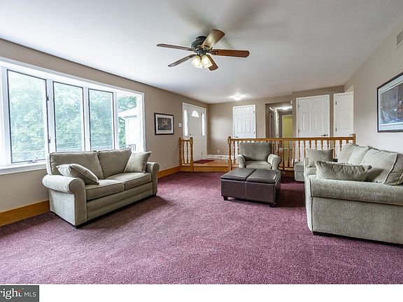 3rd image of 103 Mellot Ln