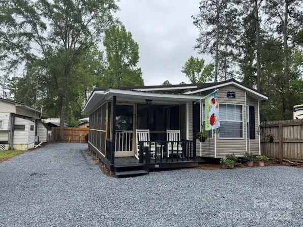 103 Holly Harbor Trl #348A, Mount Gilead, NC 27306
