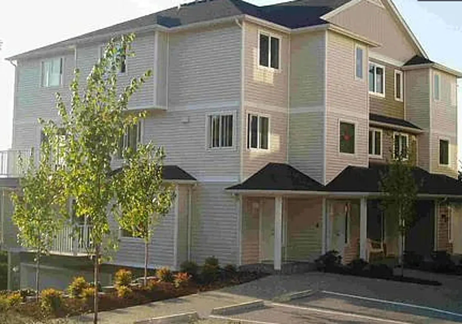 Meridian Terrace Apartments — Photo 1