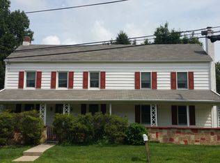 861 Sackettsford Rd, Ivyland, PA 18974