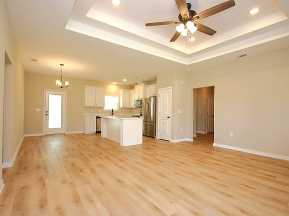 5th image of 9861 Shangri La West Rd