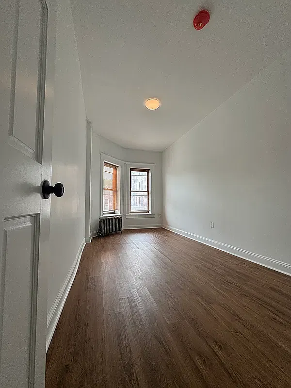 210 Schenectady Avenue — Photo 3