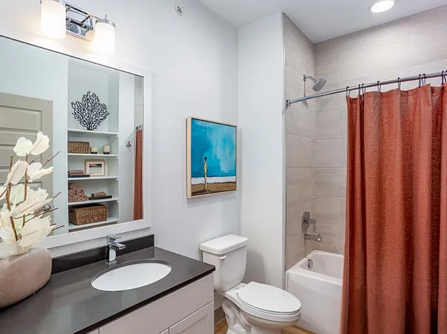 B10 Model Home - Second Bathroom