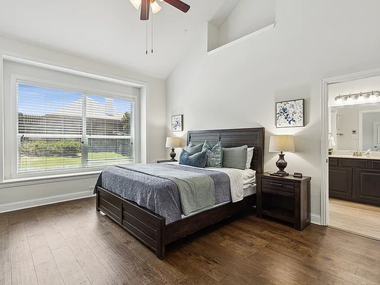 2360 Fountain Gate Dr — Photo 18