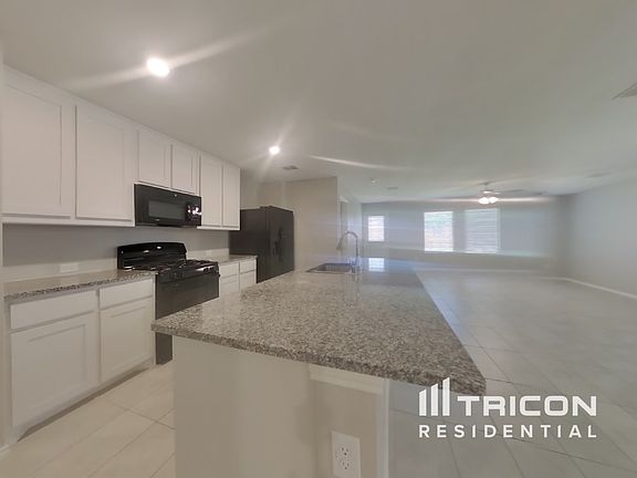 3rd image of 1612 Claireborne Ct