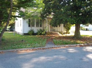 605 McPherson St, Elizabeth City, NC 27909