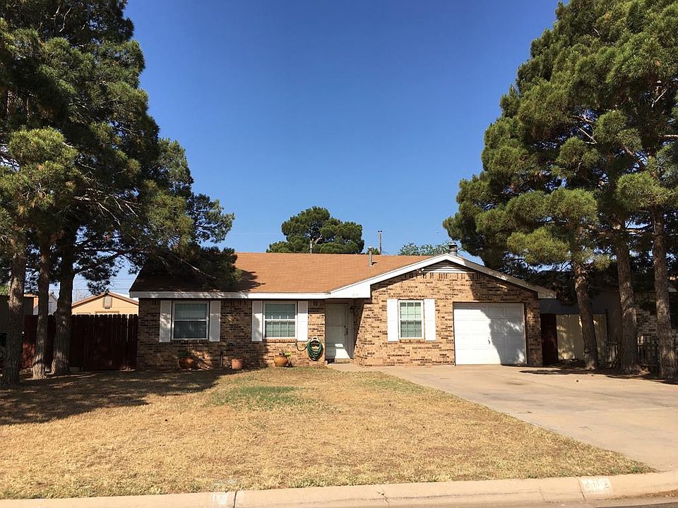 1st image of 202 Canyon Dr