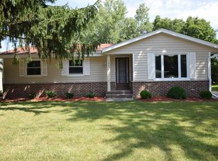 1928 Garland Ave, Waukesha, WI 53188