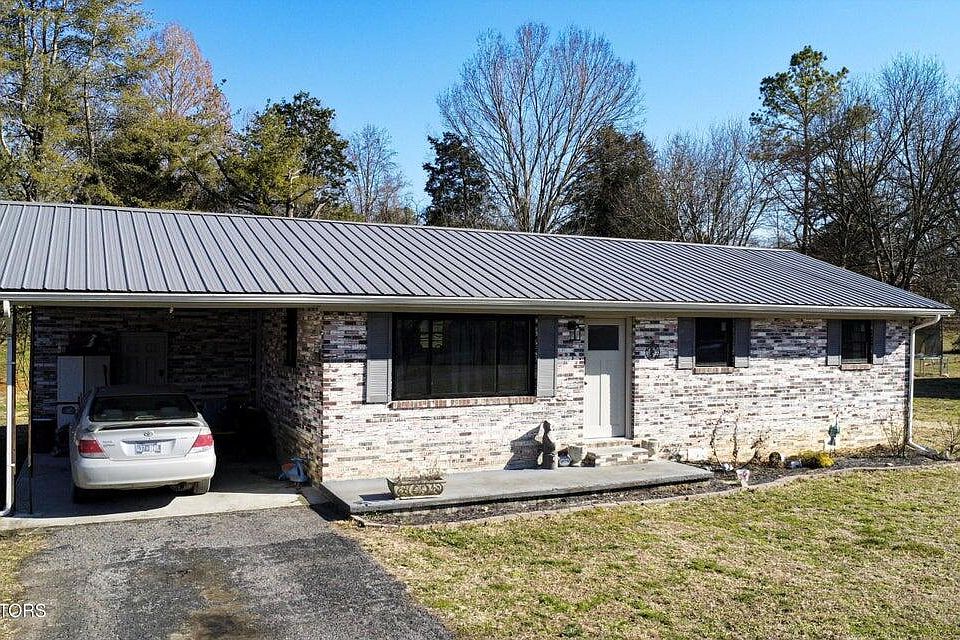 1st image of 518 Fairfield Dr