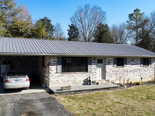 518 Fairfield Dr, Newport, TN 37821