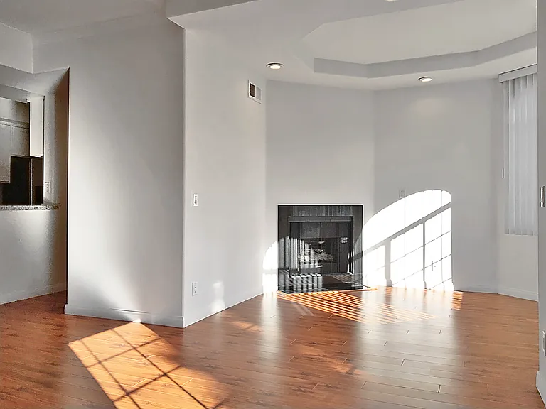 14430 Benefit St #109 — Photo 4
