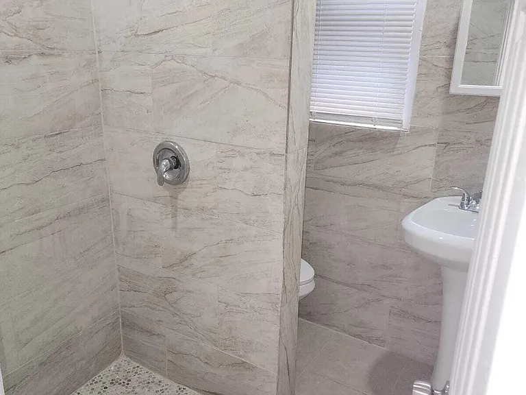 1910 Garfield St #1 — Photo 6