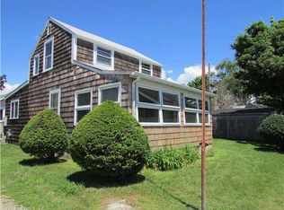 1 Hemingway St, Branford, CT 06405