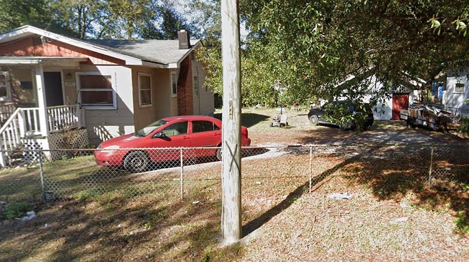 2nd image of 1455 E 14th St