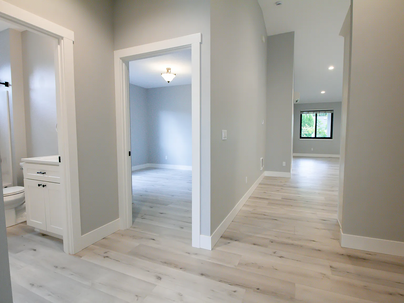 3 bed, 1506 sqft, $2,300 — Photo 4