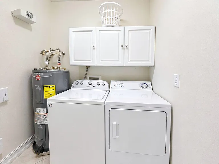 7811 Regal Heron Cir #302 — Photo 22