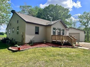 22390 Glynview Trl, Faribault, MN 55021