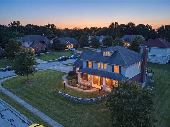 3rd image of 796 Rudolph Way
