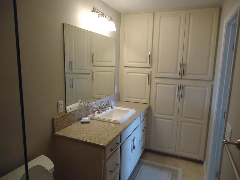 2475 Jefferson St #104 — Photo 6