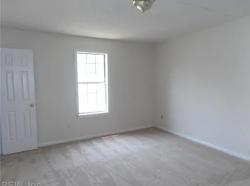 3640 Robin Hood Rd — Photo 6