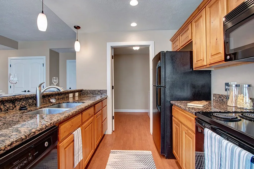 Bridges Apartment Homes — Photo 4