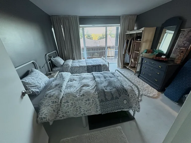 872 Sierra Vista Dr #25 — Photo 2