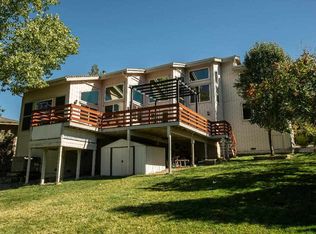 952 Dogwood Dr, Murphys, CA