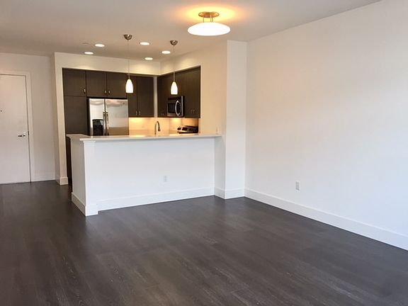 2nd image of 1595 Pacific Ave #408