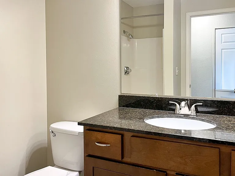 Waterford Place Townhomes — Photo 19