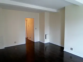 Sold by Manhattan Network Inc.