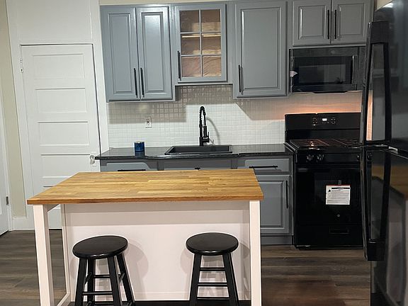 2nd image of 6624 Jackson St Floor 1