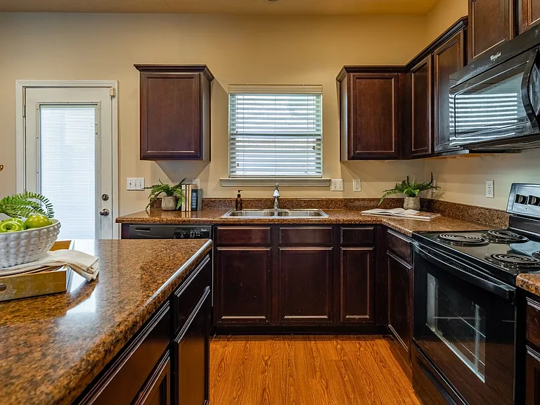 Rivendell Woods Townhomes — Photo 6