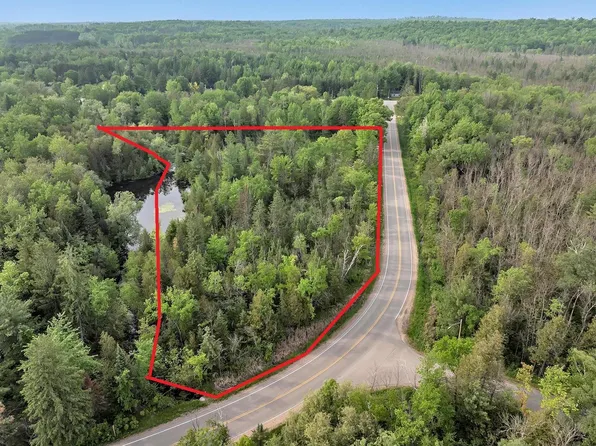 14218 County Rd W, Suring, WI 54149