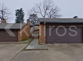 822 Courtenay Pl, Garland, TX 75040