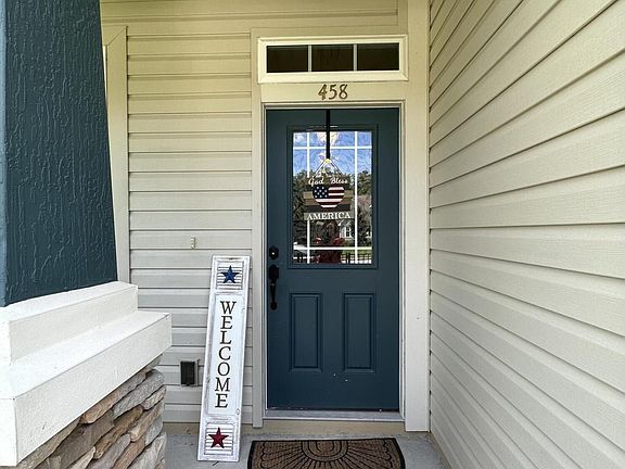 2nd image of 458 Vineyard Ln