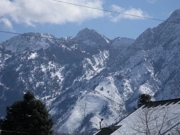 3066 S 2300 E, Millcreek, UT 84109