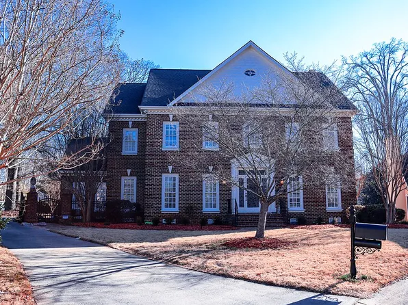 5719 Randolph Rd, Charlotte, NC 28270