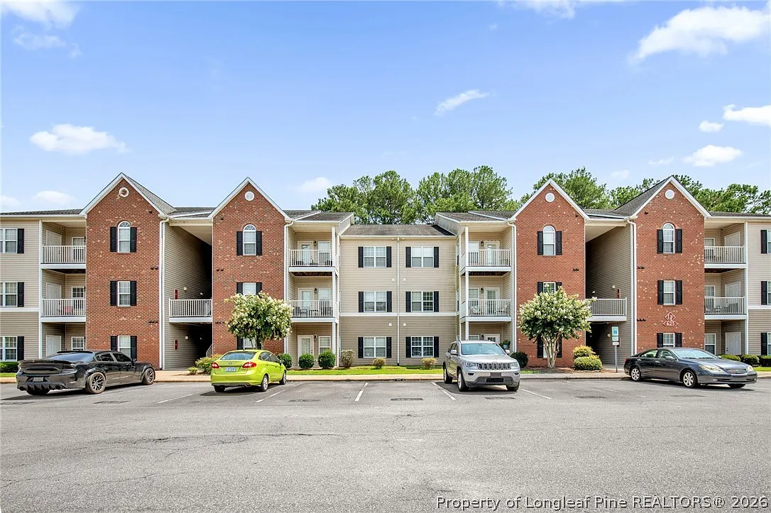 2 bed, 2.0 bath, 1392 sqft, $1,850 — Photo 1
