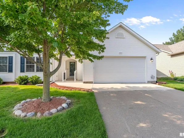 2023 W 59th St, Davenport, IA 52806