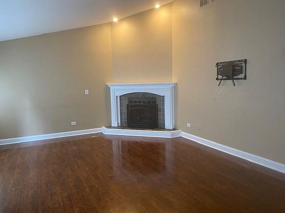 4th image of 1 Nacona Ln
