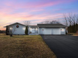 4731 Cedar Knoll Dr, Traverse City, MI 49685